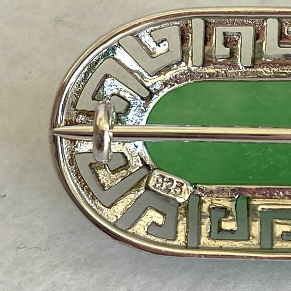 Sterling Silver 925 Oval Green Stone Greek Key Cut Out Brooch - Picture 9 of 16